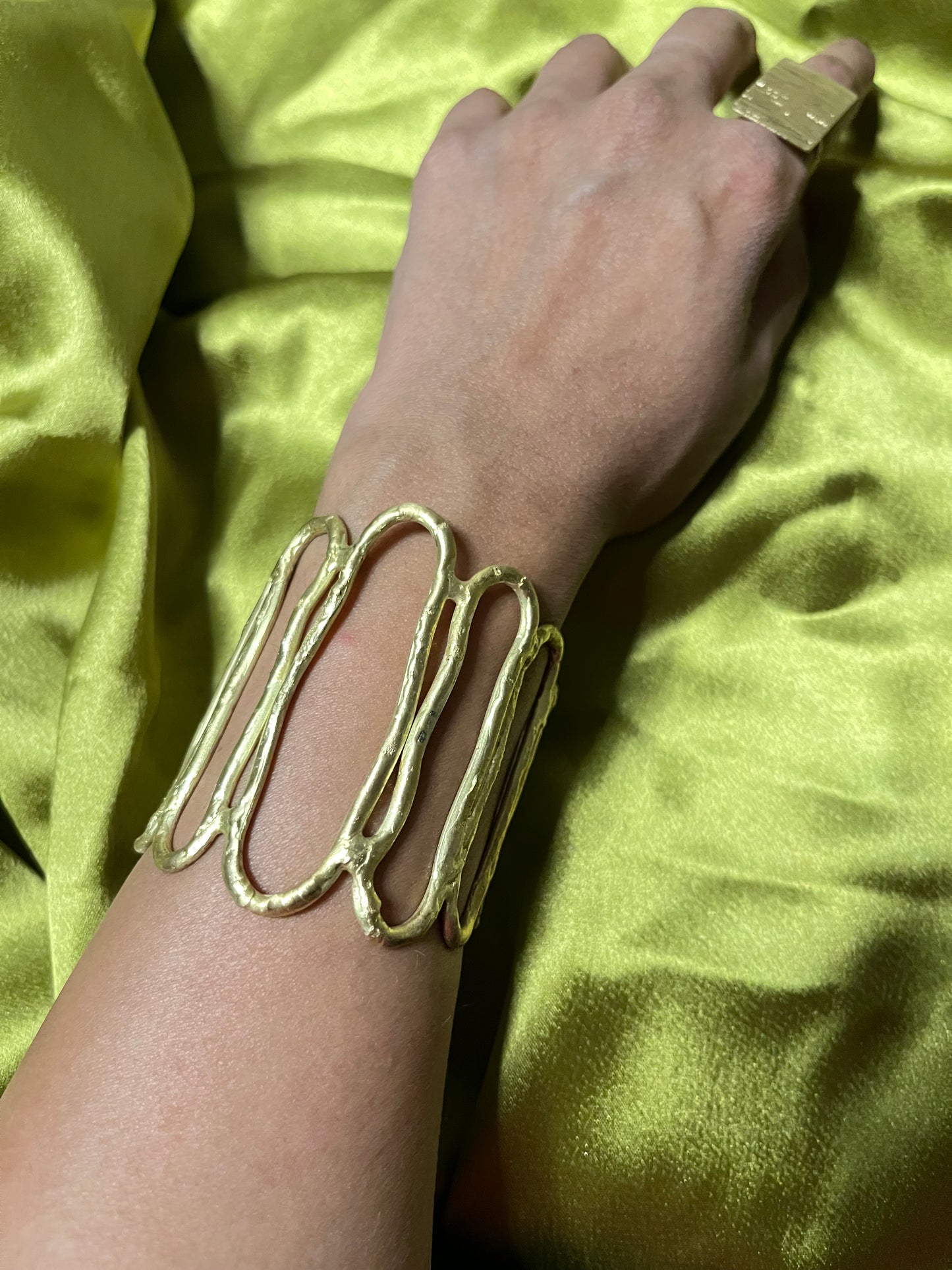 ZIYA - Wrist Couture